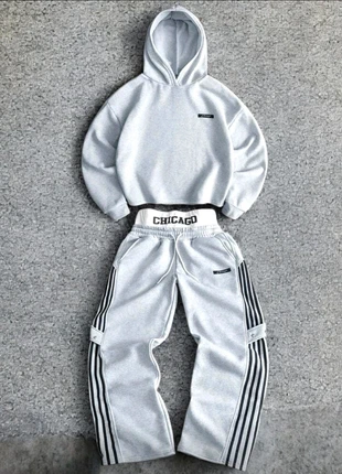 Ensemble streetwear homme, sweat à capuche imprimé Chicago blocs de couleurs, gris clair, marque: y2k, état: Très bon état, taille: L, 69,99 €, 74,19 € Protection acheteurs incluse