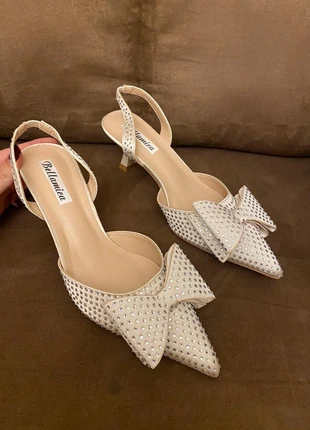 Mary jane beige strass numero 37, marke: Mary Jane, zustand: Neu, mit Etikett, größe: 37, 10,00 €, 11,20 € beinhaltet Vinted-Käuferschutz Pro
