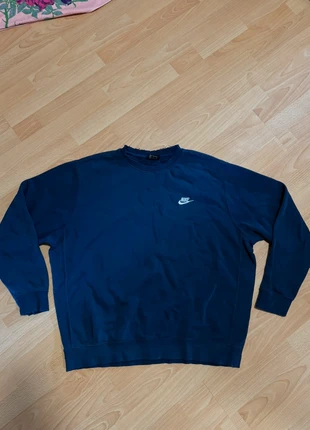 Dunkelblauer Nike Pullover, brand: Nike, condizioni: Buone, taglia: XL, €10.00, €11.20 include la Protezione acquisti