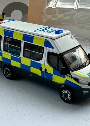 1/64 bus Dailey Hong Kong van. Vv-5, merk: Hong Kong, staat: Nieuw zonder prijskaartje, maat: Universeel, € 25,00, € 26,95 inclusief Kopersbescherming Pro