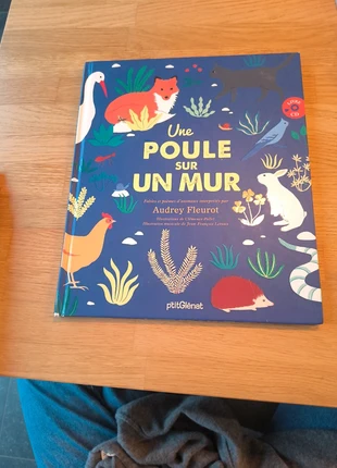 Une poule sur un mur Audrey Fleurot, staat: Nieuw zonder prijskaartje, € 6,00, € 7,00 inclusief Kopersbescherming