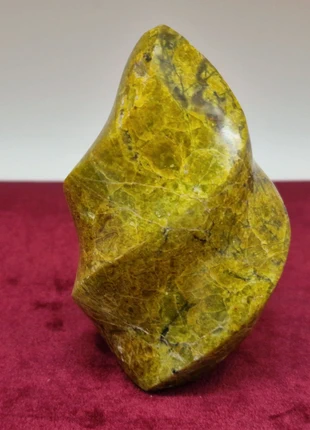 Green Opal Flame – Natural Carved Stone for Renewal & Balance, marke: Crystal, zustand: Neu, mit Etikett, 17,55 €, 19,13 € inklusive Vinted-Käuferschutz