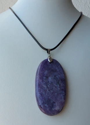 Pendentif Charoïte naturelle – Qualité AA – Taille 4 cm – Cordon noir ciré offert, zustand: Neu, 29,00 €, 31,15 € beinhaltet Vinted-Käuferschutz Pro