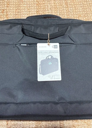 Attaché-case (Case Logic), brand: Case Logic, condition: New without tags, €40.00, €42.70 includes Buyer Protection