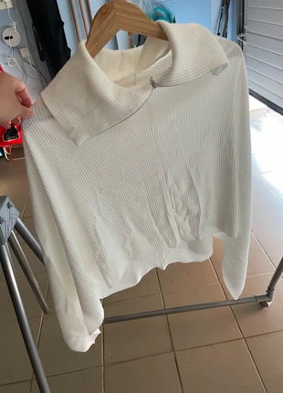 Poncho blanc miss Jade, merk: miss jade, staat: Heel goed, maat: XL / 42 / 14, € 2,50, € 3,33 inclusief Kopersbescherming