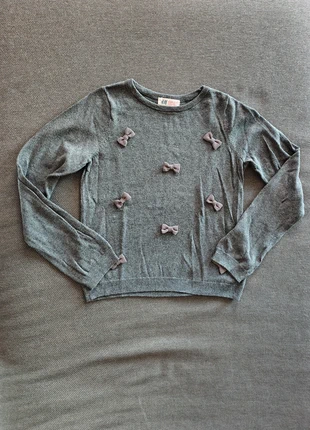 Pull gris H&M 8/10 ans, marke: H&M, zustand: Gut, größe: 8 Jahre / 128, 2,00 €, 2,80 € inklusive Vinted-Käuferschutz