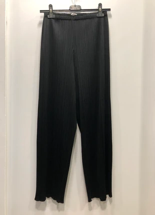Pantalon pleats please issey miyake, merk: Pleats Please Issey Miyake, staat: Heel goed, maat: S / 36 / 8, € 180,00, € 189,70 inclusief Kopersbescherming