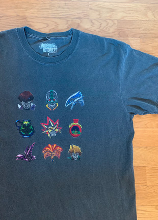 T-Shirt Yu-Gi-Oh Zombie Modern Notoriety, marque: Yu-Gi-Oh!, état: Très bon état, taille: L, 60,00 €, 63,70 € Protection acheteurs incluse