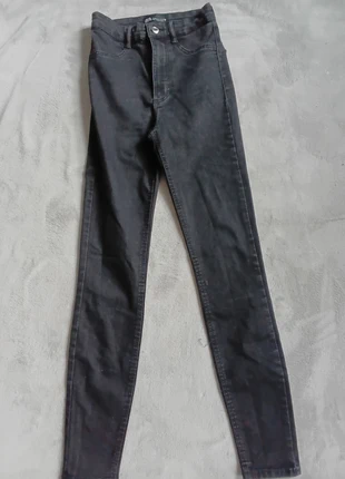 Jeans Taille haute zara 34, marke: Zara, zustand: Gut, größe: XS / 34 / 6, 5,00 €, 5,95 € beinhaltet Vinted-Käuferschutz Pro