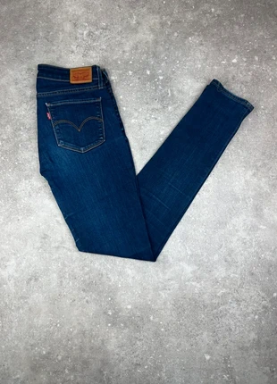 Pantalon Jean Lévis 712 FR40 W30 L32 Coupe Slim Femme Bleu Foncé Coton #J310, merk: Levi's, staat: Heel goed, maat: L / 40 / 12, € 24,99, € 26,94 inclusief Kopersbescherming Pro