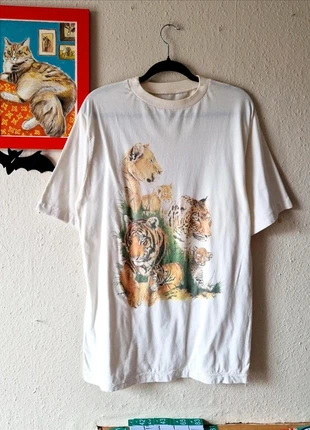 Vintage 90s cat tiger lion wildlife cream single stitch tshirt, brand: Vintage, condition: Satisfactory, size: M / 10, £12.00, £13.30 includes Buyer Protection
