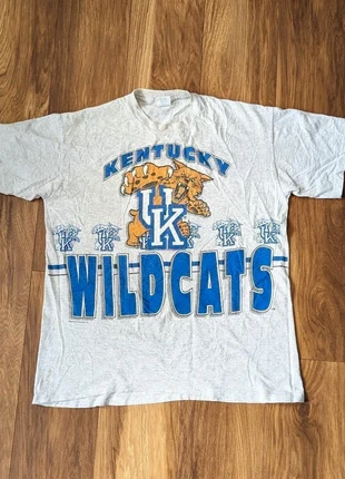 Vintage Single Stitch Kentucky Wildcats Made in USA Graphic T-shirt, brand: center cut, condition: Good, size: XL, £15.00, £16.45 includes Buyer Protection