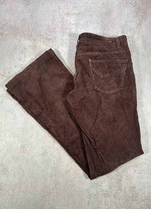 Pantalon Vintage En Velours Côtelé / Corduroy Stradibvarius marron texture taille 36, merk: Vintage Dressing, staat: Heel goed, maat: M / 38 / 10, € 15,00, € 16,45 inclusief Kopersbescherming Pro