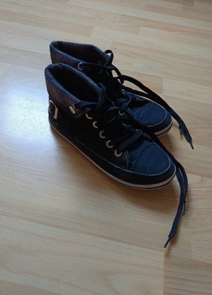 Baskets fines 36, marke: LIBRA POP, zustand: Sehr gut, größe: 36, 5,00 €, 5,95 € inklusive Vinted-Käuferschutz