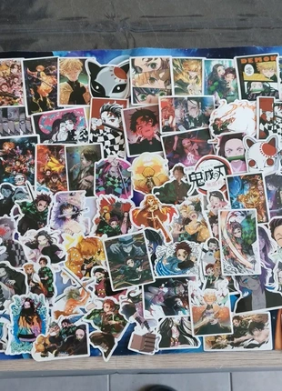 Lot 100 Stickers Kimetsu No Yaiba Demon Slayer Manga anime Autocollants set Goodies, marke: Demon Slayer, zustand: Sehr gut, 7,00 €, 8,05 € beinhaltet Vinted-Käuferschutz Pro