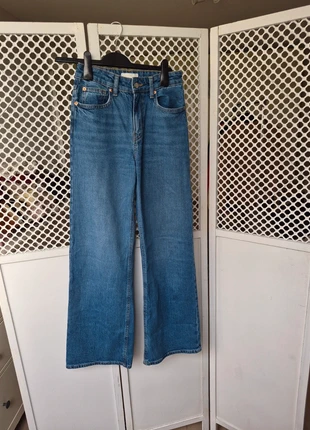 H&M wide leg jeans – effortless vintage vibe 👖, marque: H&M, état: Très bon état, taille: XS / 34 / 6, 11,95 €, 13,25 € Protection acheteurs (Pro) incluse