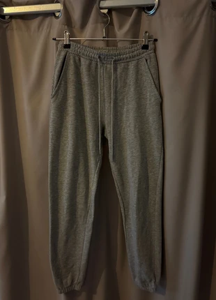 Jogging, marke: Jennyfer, zustand: Gut, größe: S, 2,50 €, 3,33 € inklusive Vinted-Käuferschutz