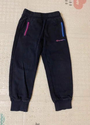 Tuta Champion bambina 5-6 anni, brand: Champion, condizioni: Ottime, taglia: 6 anni / 116 cm, €5.00, €5.95 include la Protezione acquisti