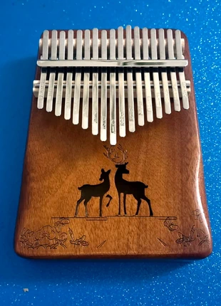 Kalimba 17 teclas 🧘, marca: kalimba, estado: Novo com etiquetas, €16.90, €18.45 inclui Proteção do Comprador