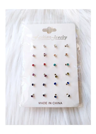 Lot 12 paires boucles d’oreilles puces métal argenté couleurs assorties 3 mm, marca: Fashion Jewelry, estado: Novo com etiquetas, €4.50, €5.43 inclui Proteção do Comprador