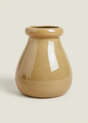 Petit vase Zara Home kaki brillant, marque: Zara, état: Très bon état, 3,00 €, 3,85 € Protection acheteurs incluse