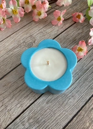 Bougie artisanale parfumée coco monoi forme fleur bleue, brand: Fabrication Artisanale, condition: New without tags, €4.00, €4.90 includes Buyer Protection