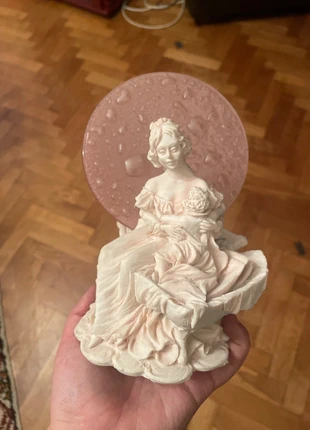 Statue avec coupole rose femme enfant vintage, marque: ancien, état: Très bon état, 15,00 €, 16,45 € Protection acheteurs incluse