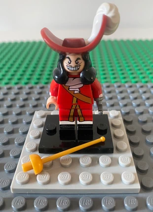 Minifigura Lego Disney - Série 1 - Captain Hook - totalmente original, marque: LEGO, état: Très bon état, taille: Taille unique, 15,00 €, 16,45 € Protection acheteurs incluse