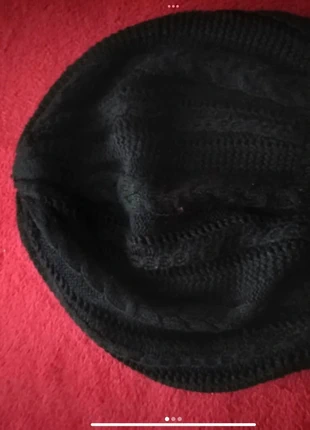 H&M Divided schwarze Strickmütze mit Zopfmuster | One Size | Wintermütze Damen & Herren, marque: H&M Divided, état: Bon état, taille: Taille unique, 5,00 €, 5,95 € Protection acheteurs incluse