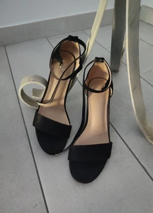 Sandali eleganti Miss Globo- Tacco 7, marca: Miss Globo, estado: Nuevo sin etiquetas, tamaño: 38, 7,00 €, 8,05 € Protección al comprador incluida