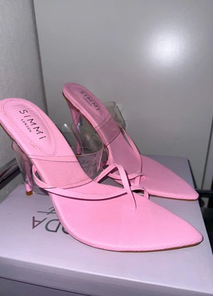 sandales à talons aiguille bout pointu rose lanière transparente simmi neuve, marque: Simmi, état: Neuf sans étiquette, taille: 39, 10,00 €, 11,20 € Protection acheteurs incluse