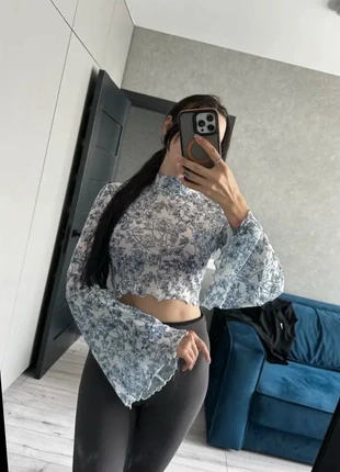 Top blanc à fleurs manches évasées Y2K romantique, marke: Italia Independent, zustand: Sehr gut, größe: S / 36 / 8, 18,00 €, 19,60 € inklusive Vinted-Käuferschutz