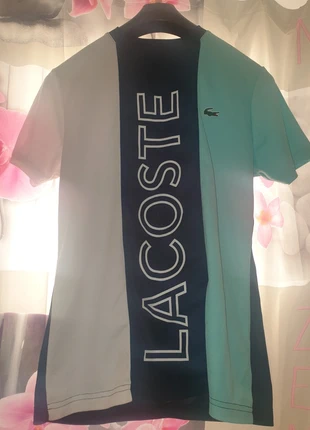 T-shirt Lacoste sport taille S, marque: Lacoste Sport, état: Très bon état, taille: S, 15,00 €, 16,45 € Protection acheteurs incluse
