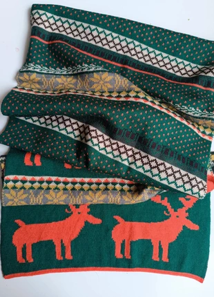 Graziosa e allegra sciarpa con renne, marque: 30% wool, état: Très bon état, 13,50 €, 14,88 € Protection acheteurs incluse