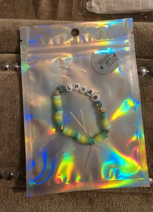 Glinda charm & elphaba bracelet, brand: laneys bracelets, condition: New with tags, £2.50, £3.33 includes Buyer Protection