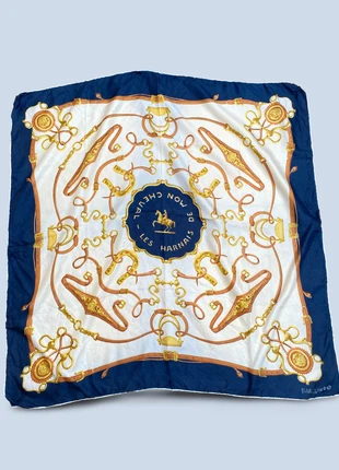 Carré blanc bleu et or 100% soie, Roulotté main, 75x75cm, marca: Vintage Dressing, estado: Muito bom, €30.00, €32.20 inclui Proteção do Comprador Pro