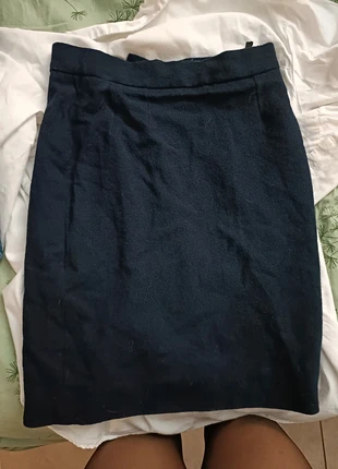 Gonna vintage in pura lana blu – Clara Antonini, brand: Sartoria Italiana, condizioni: Ottime, taglia: S / IT 40 / EU 36, €15.00, €16.45 include la Protezione acquisti