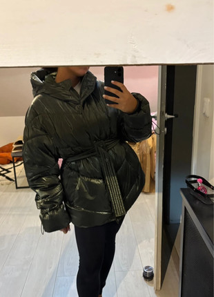 doudoune avec ceinture, marca: Stradivarius, estado: Muito bom, tamanho: M / 38 / 10, €22.00, €23.80 inclui Proteção do Comprador