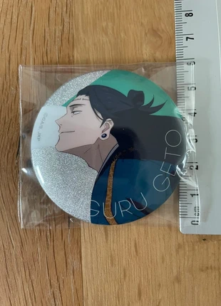 Jujutsu Kaisen – Badge Suguru Geto JujuFes 2024 5 cm Banpresto, marke: Jujutsu Kaisen, zustand: Sehr gut, größe: M, 2,60 €, 3,43 € beinhaltet Vinted-Käuferschutz Pro