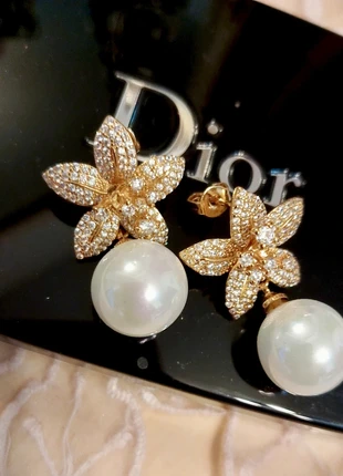 Orecchini stile vintage con le perle, marke: Perla, zustand: Neu, 12,00 €, 13,30 € inklusive Vinted-Käuferschutz