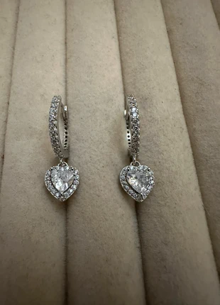 Créoles cœur halo scintillant blanc Pandora, marque: Pandora, état: Très bon état, 20,00 €, 21,70 € Protection acheteurs incluse