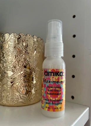 Soin hydratant anti frizz Amika, marque: amika, état: Neuf avec étiquette, 6,00 €, 7,00 € Protection acheteurs incluse