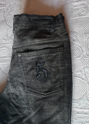 🦝 Pantalón de pana mujer S
🦝, marque: Maixi, état: Très bon état, taille: S / 36 / 8, 3,50 €, 4,38 € Protection acheteurs incluse