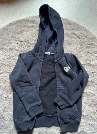 Veste à zip et à capuche play comme des garçons, brand: Comme des Garçons, condition: Good, size: 4 years / 104 cm, €7.00, €8.05 includes Buyer Protection