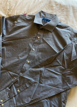 Camisa Tommy Hilfiger, brand: Tommy Hilfiger, condizioni: Ottime, taglia: L, €12.00, €13.30 include la Protezione acquisti