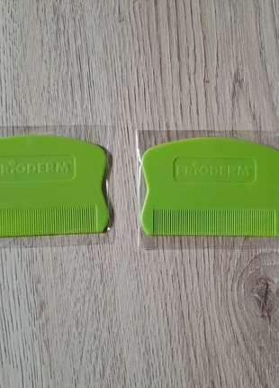 Luizenkammen Prioderm groene kam netenkam luizenkam, merk: prioderm, staat: Nieuw met prijskaartje, maat: Universeel, € 1,00, € 1,75 inclusief Kopersbescherming