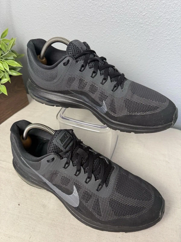 Nike Air Max Dynasty Shoes Black Gray Athletic Mens