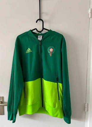 Adidas trainingsjack, marque: adidas, état: Très bon état, taille: M, 15,00 €, 16,45 € Protection acheteurs incluse