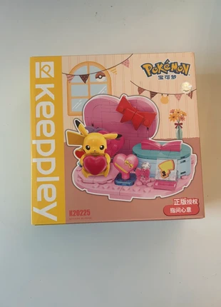 Figurine Pokémon Keeppley pikachu type lego, marke: Pokémon, zustand: Neu, größe: Einheitsgröße, 15,00 €, 16,45 € inklusive Vinted-Käuferschutz