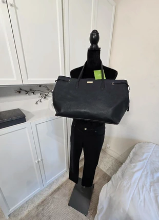 🖤 Grand sac à main fourre-tout Kate Spade 100% cuir, marke: Kate Spade, zustand: Sehr gut, 70,00 €, 74,20 € inklusive Vinted-Käuferschutz